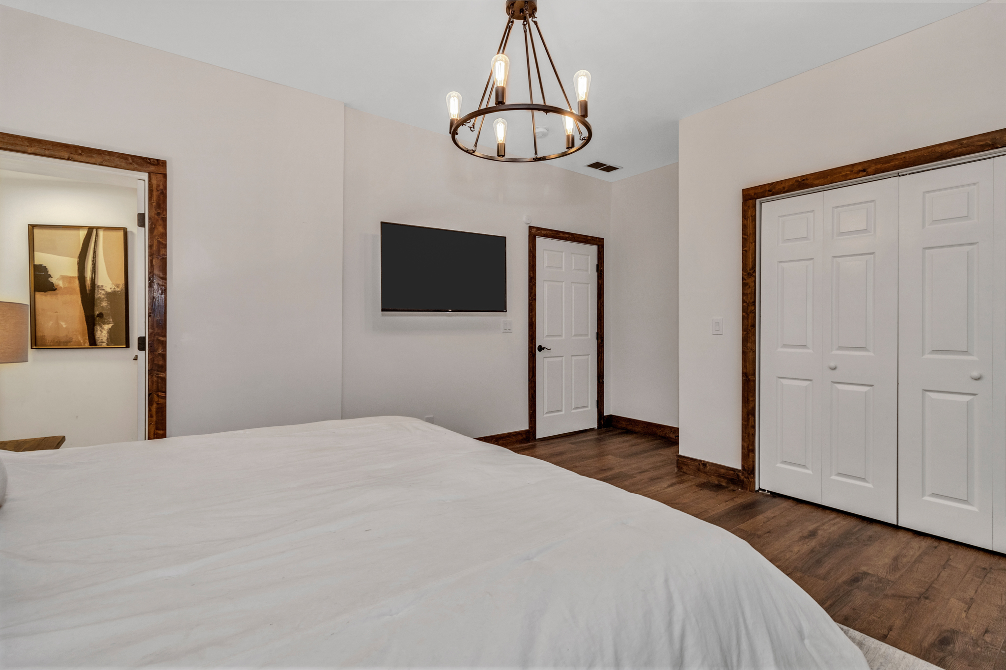 Primary Bedroom - King