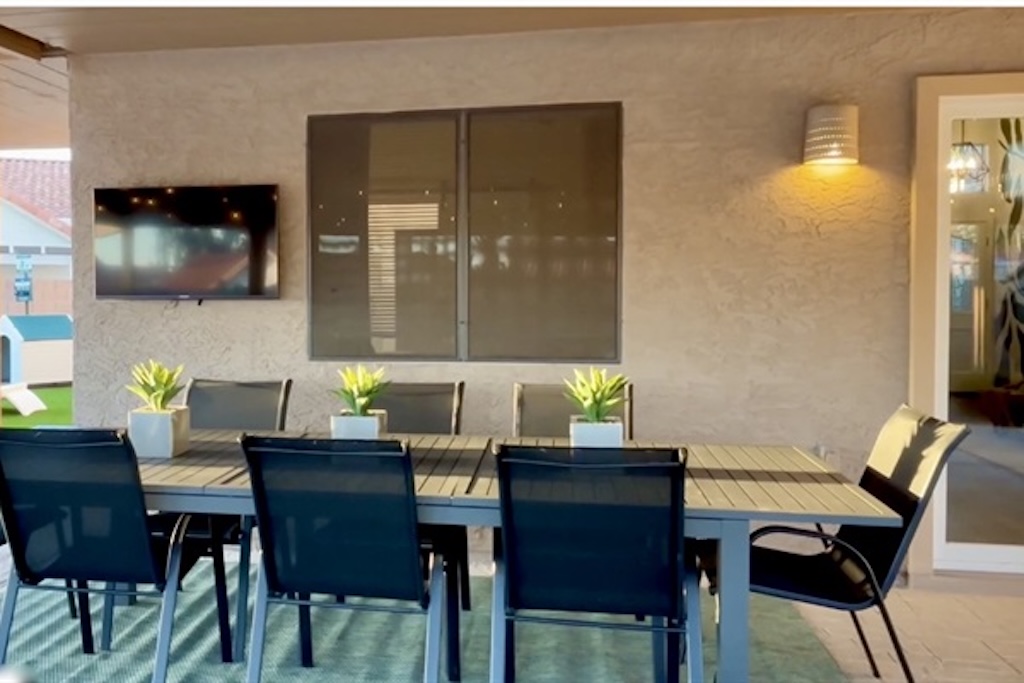 Backyard: Smart TV,  Dining Table Seats 8-10