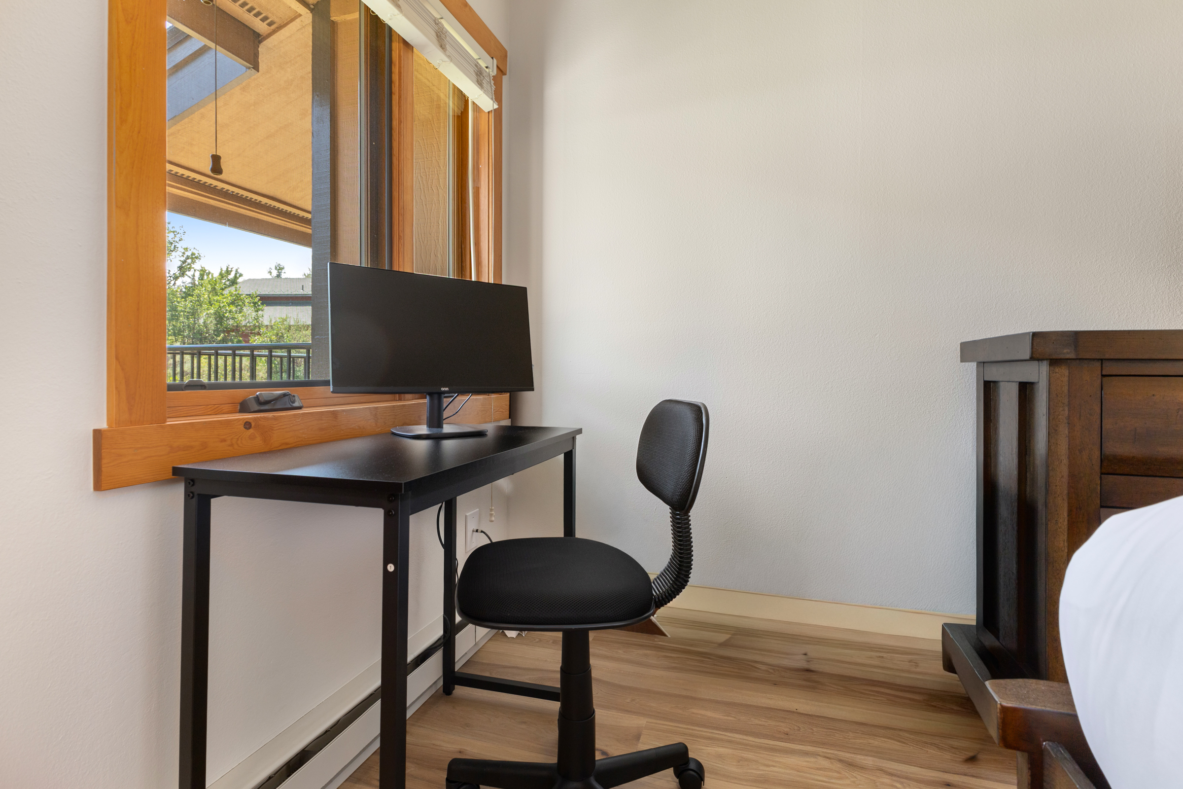 Bedroom #1 | Desk with Monitor