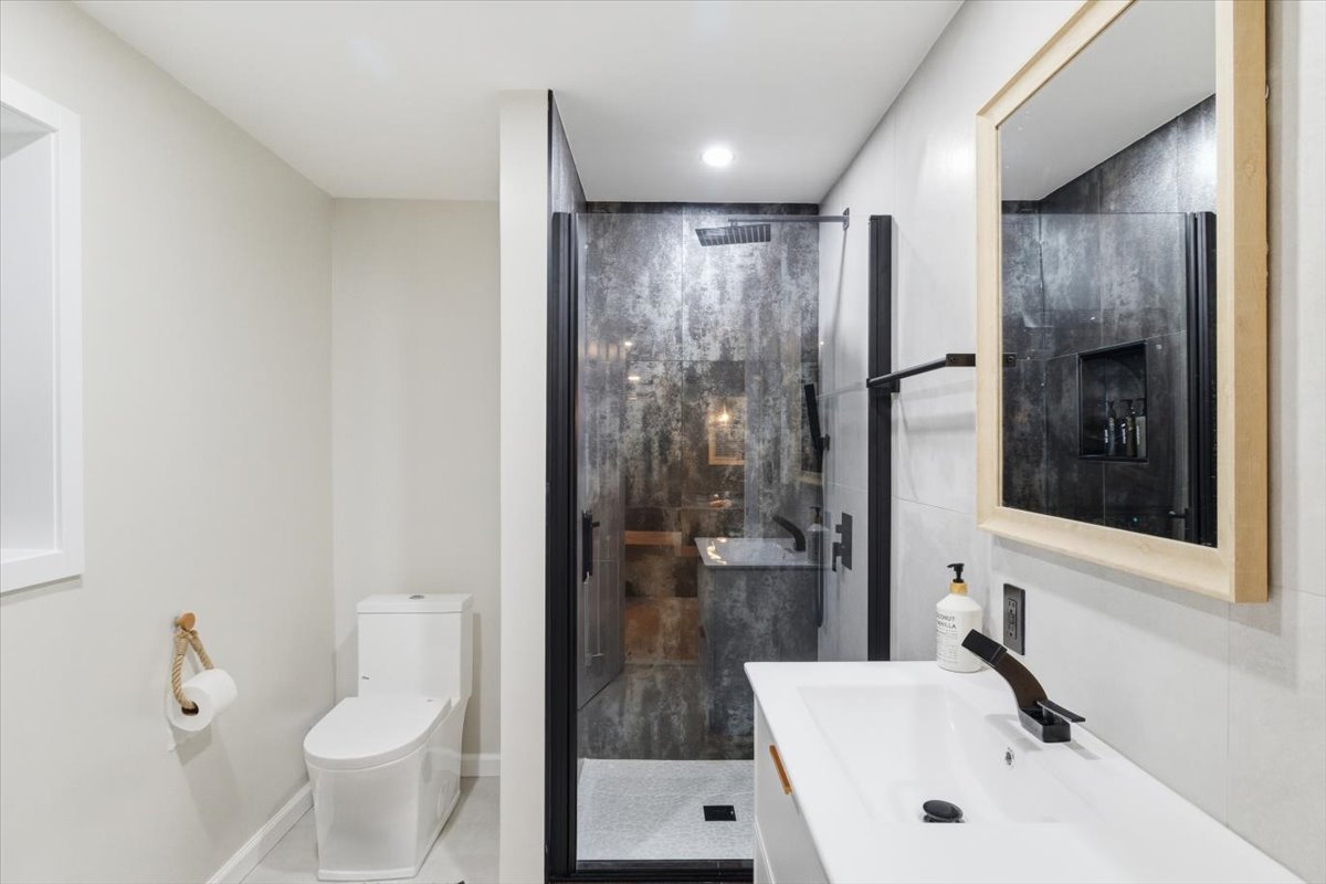 Luxury newly rehabbed bathrooms