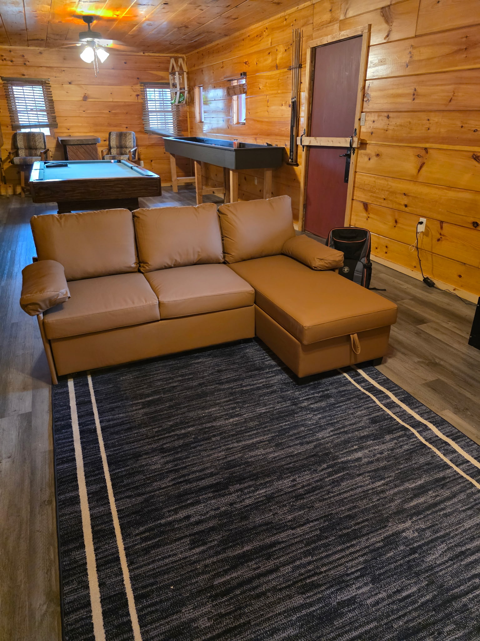 Seating area in the TV side