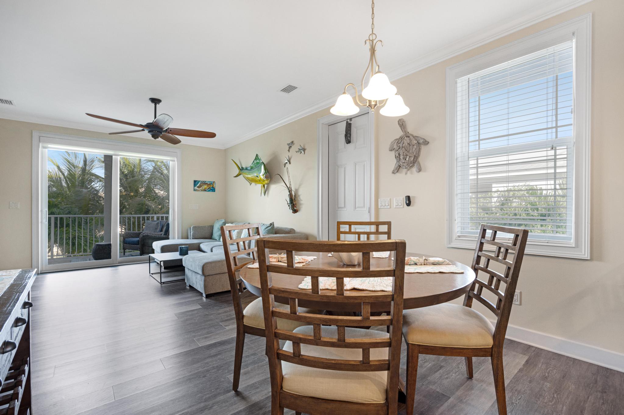 Dining Area (extra folding chairs)