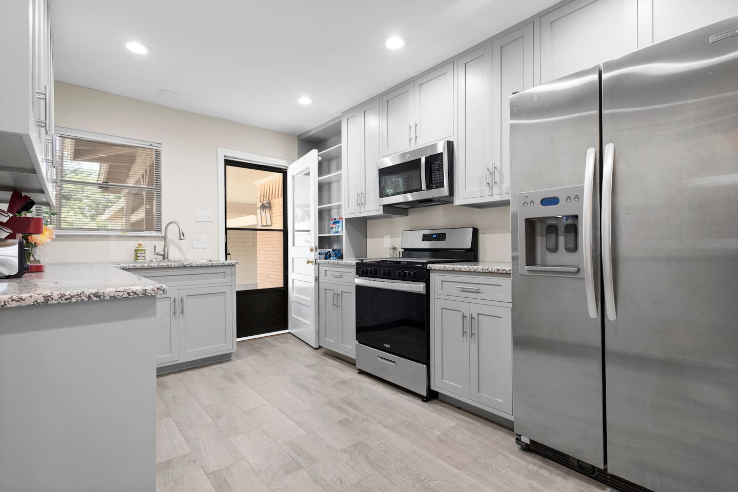 Kitchenette
