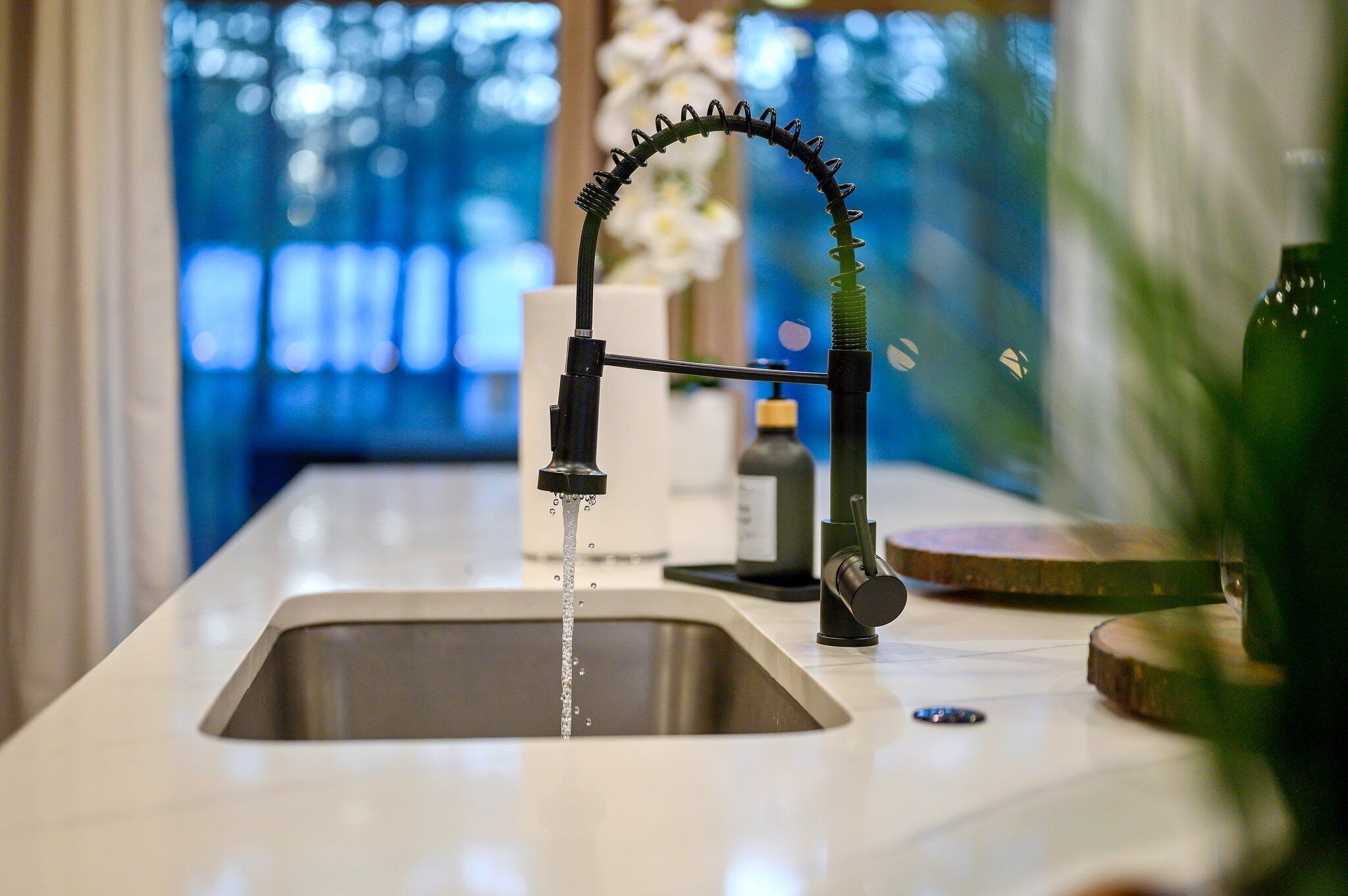 A stylish finishing touch in the heart of the kitchen.