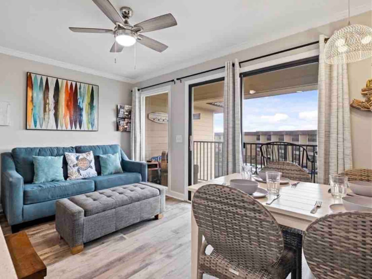 Living room with balcony doors