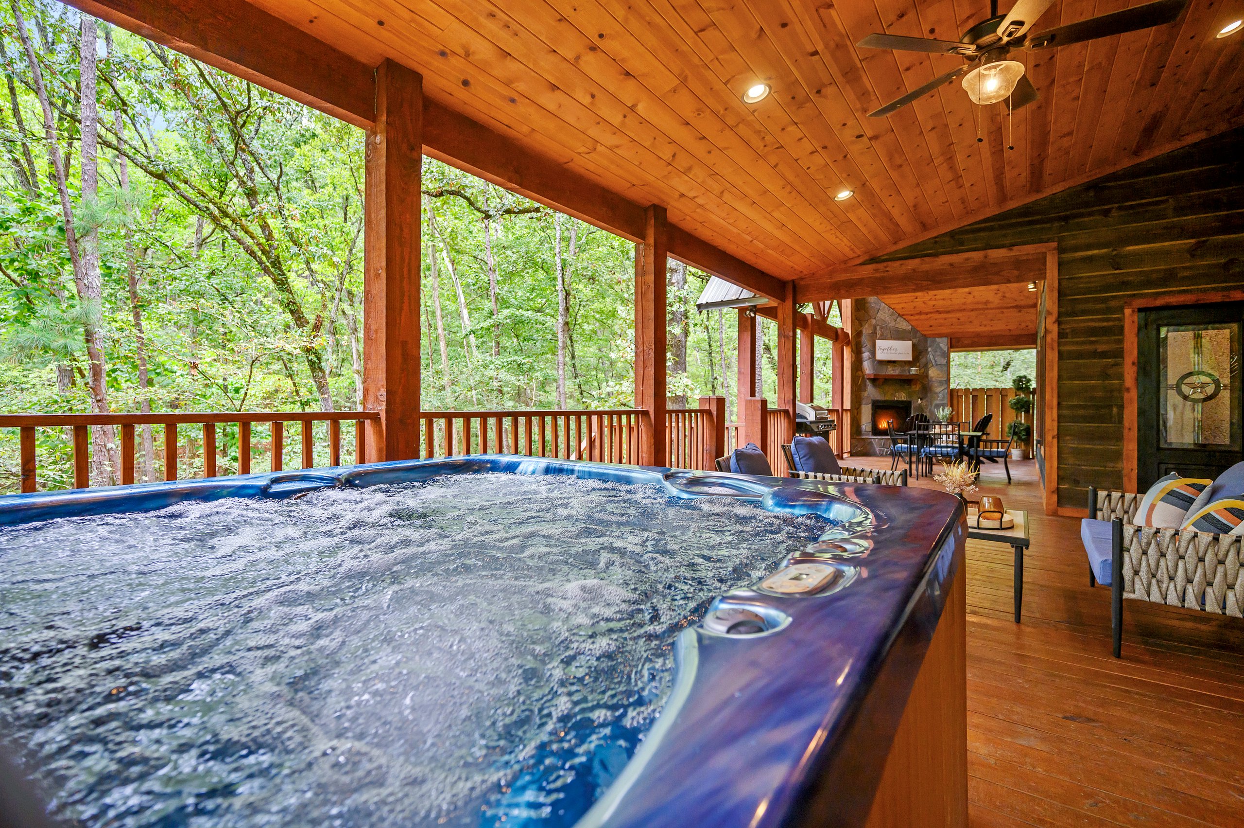 Rated Top 10 One Bedroom + No Cabins Behind Property + Private Oversized Deck 4