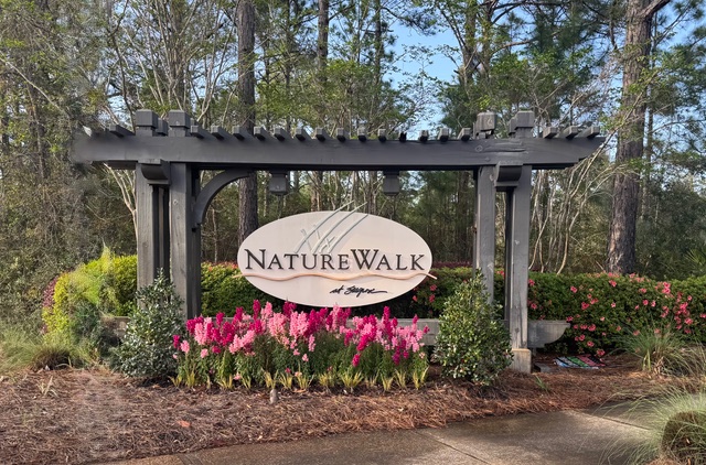 Your perfect blend of beach days and natural trails start here.