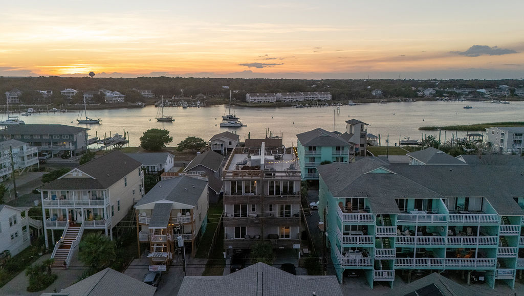 Rooftop Sunrise to Sunset