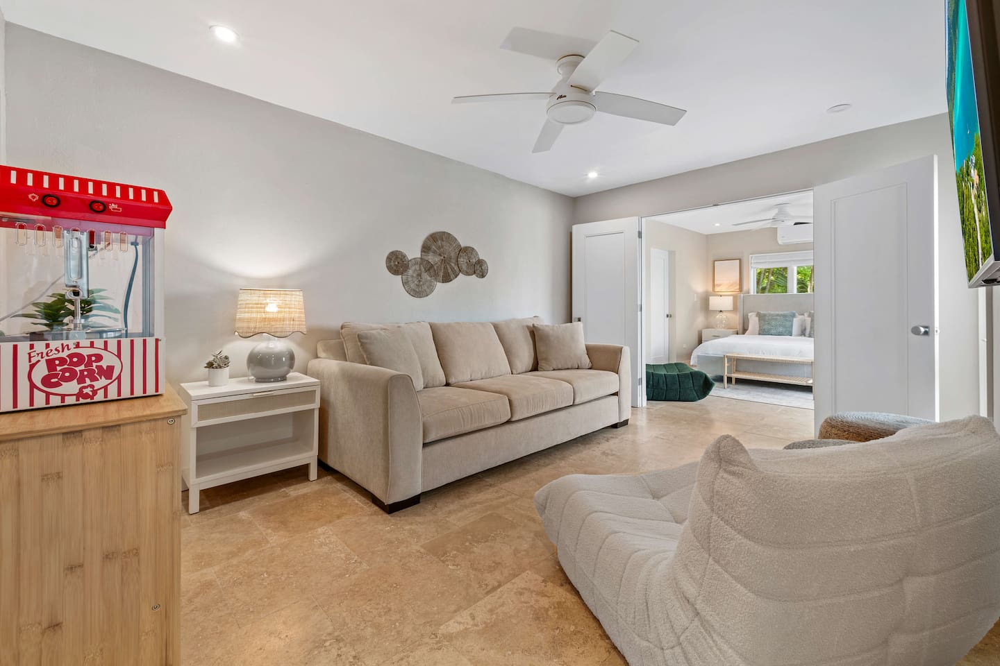 Movie/theatre room on the lower levek