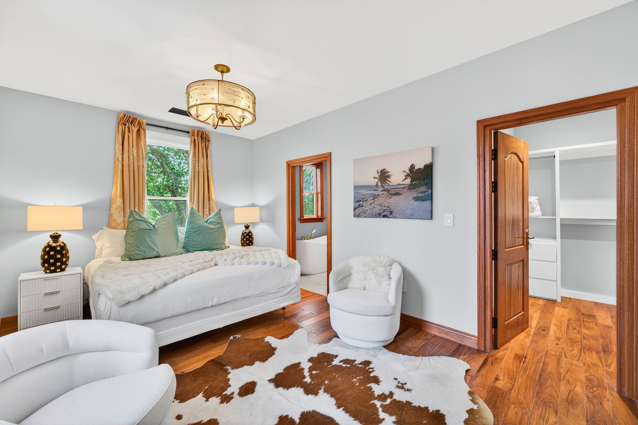 King Suite 4 | Rosewood Retreat | 2605 Palm Blvd, Isle of Palms, SC | IOP Escapes