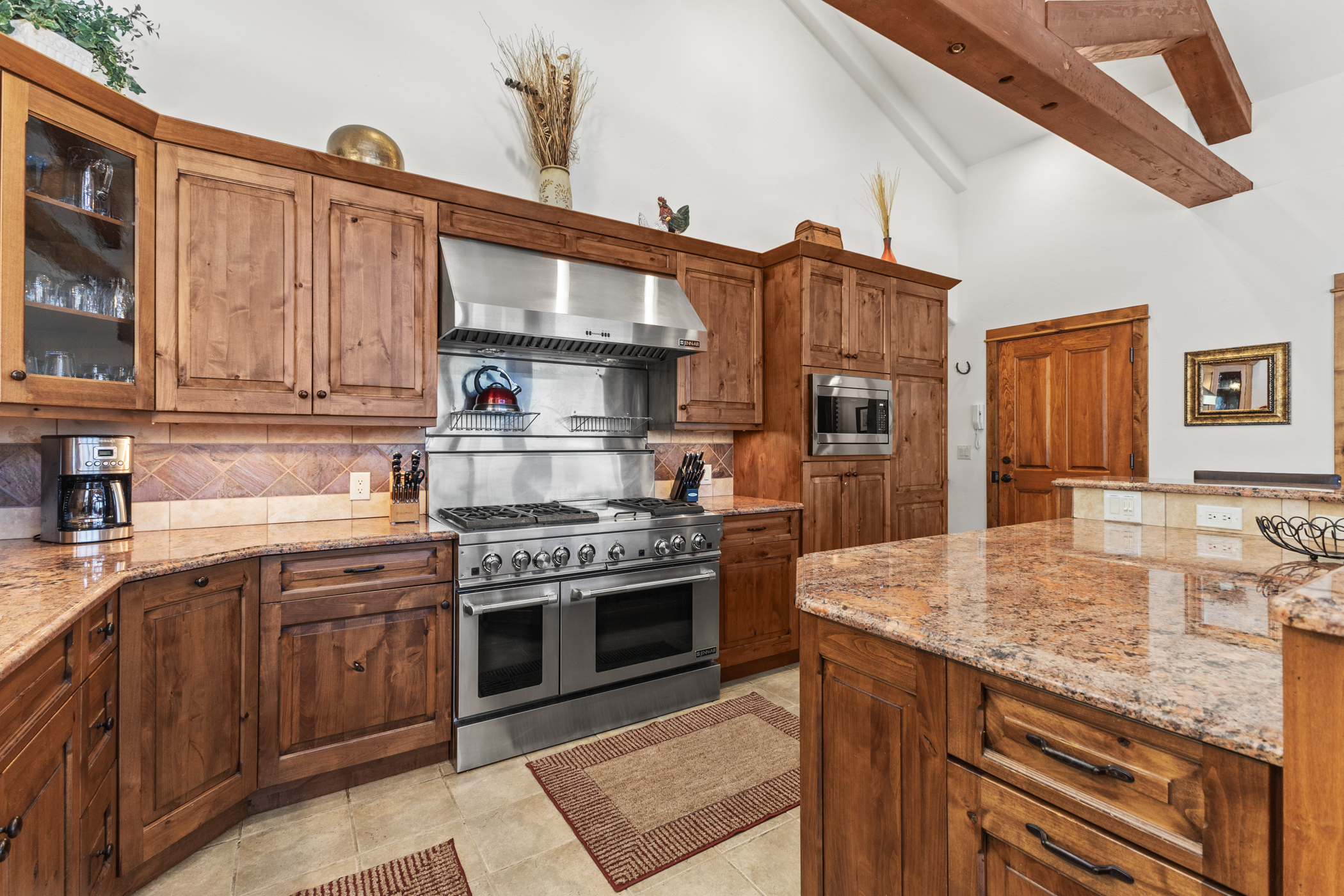 Top Level - Gourmet Kitchen