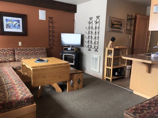 Livingroom area.