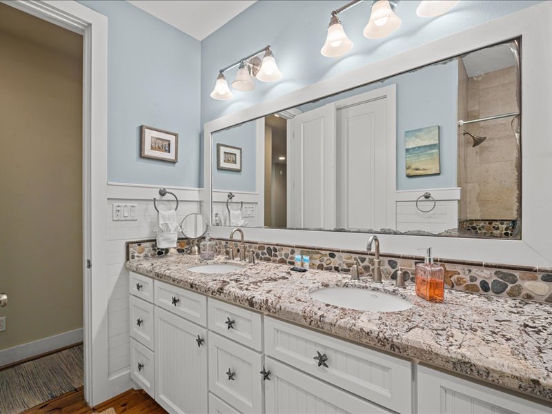 650f509bc6214be3bc2203b71e9daa54 | Beachhouse | Texas | TX | Vacation Homes | Galveston | Crystal Beach | Kokomo | Breezy Days | Beachfront Elegance | Sunrise Serenity | Southern Sands Property Management, LLC