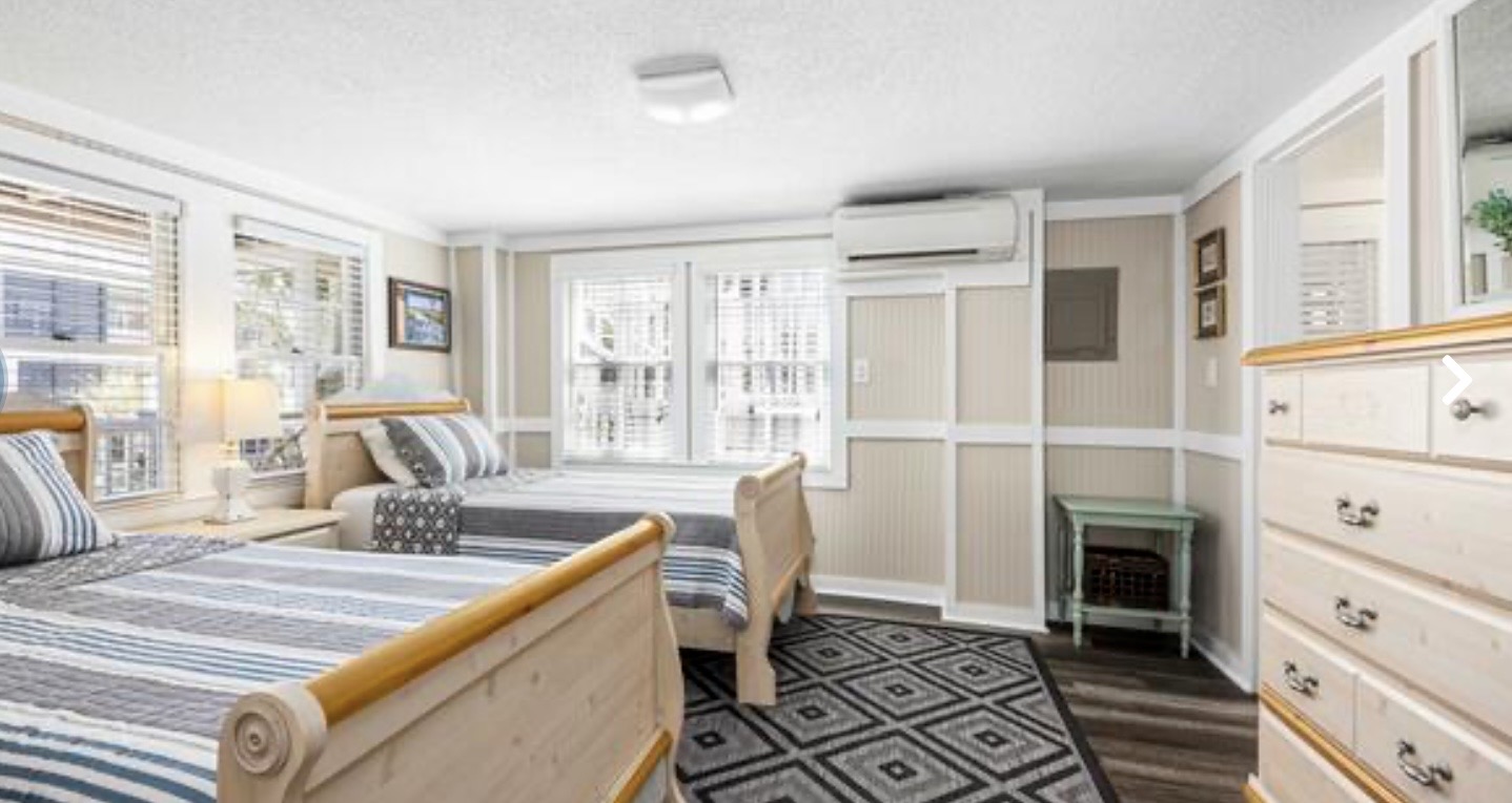 Flexible sleeping space so the whole group has a comfortable place to land. ⭐