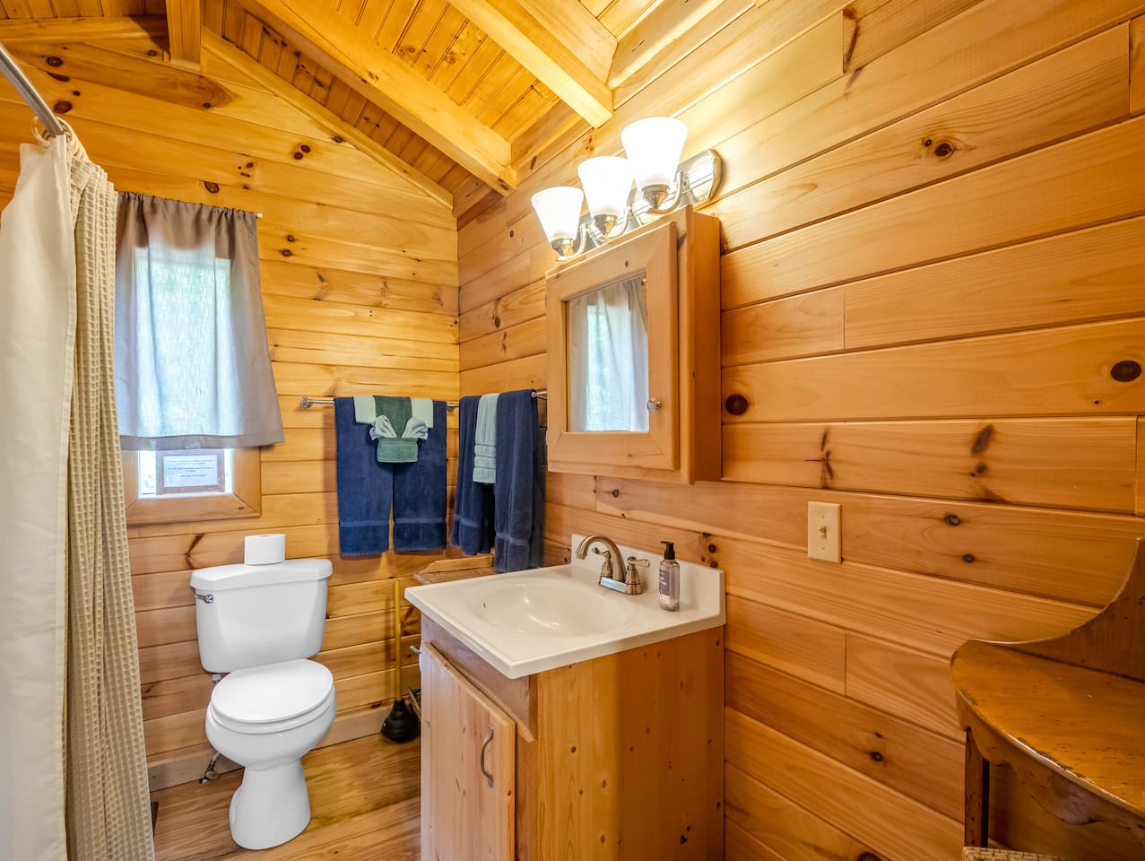 Full bathroom attached to third level bedroom 