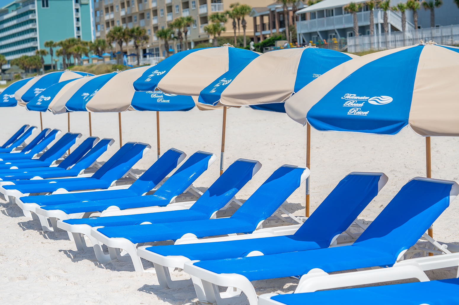 Complimentary Beach set up for two March 1-October 20! 