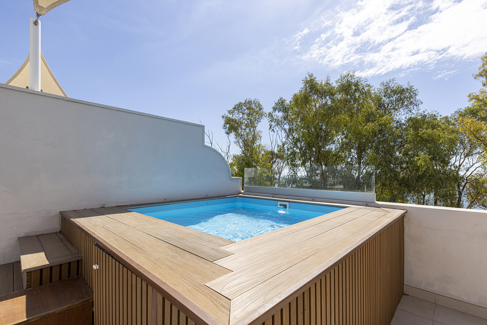Rooftop terrace & private pool