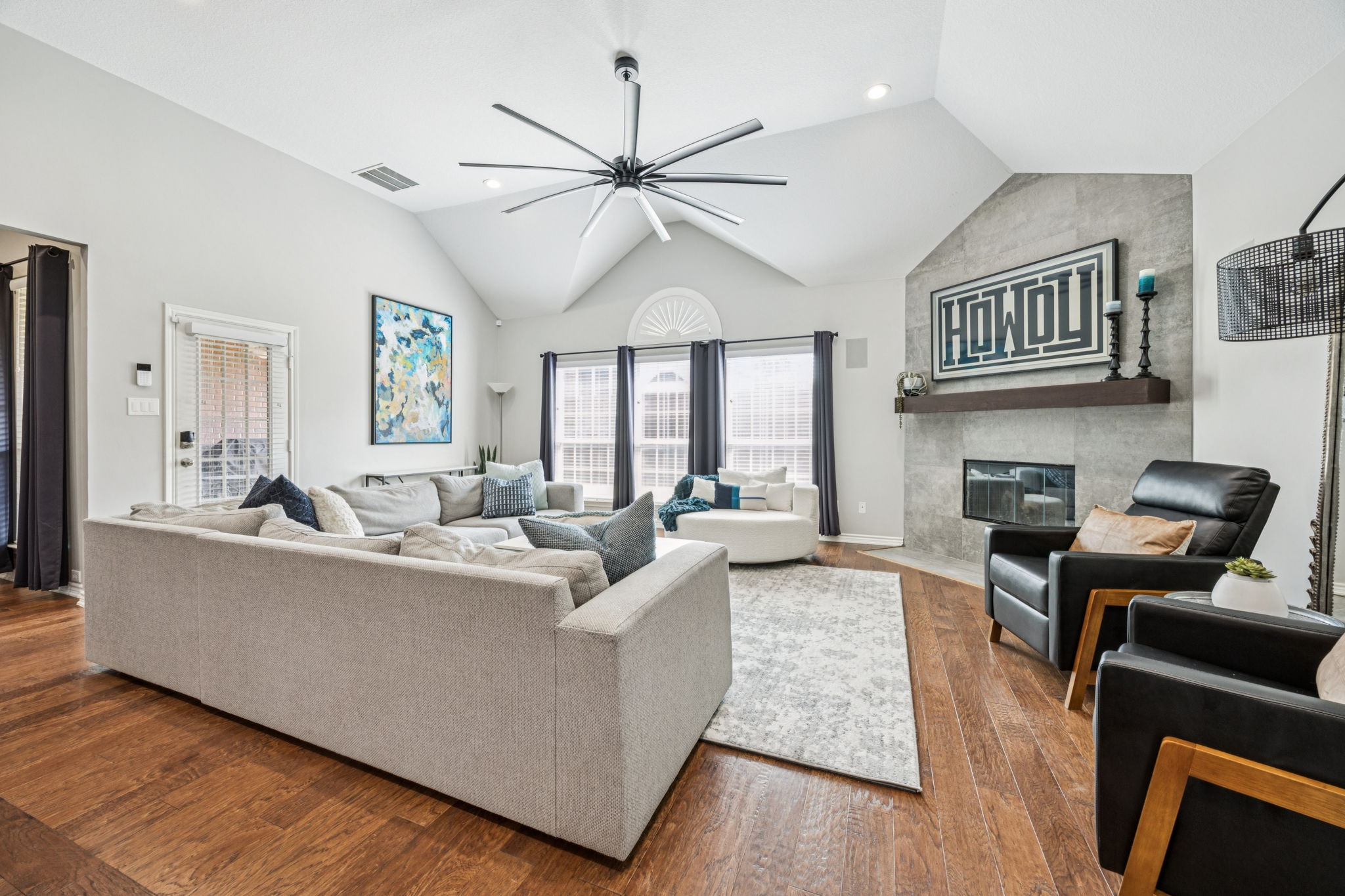 Gather around the 65” Smart TV and enjoy custom Longhorn Luxe artwork.