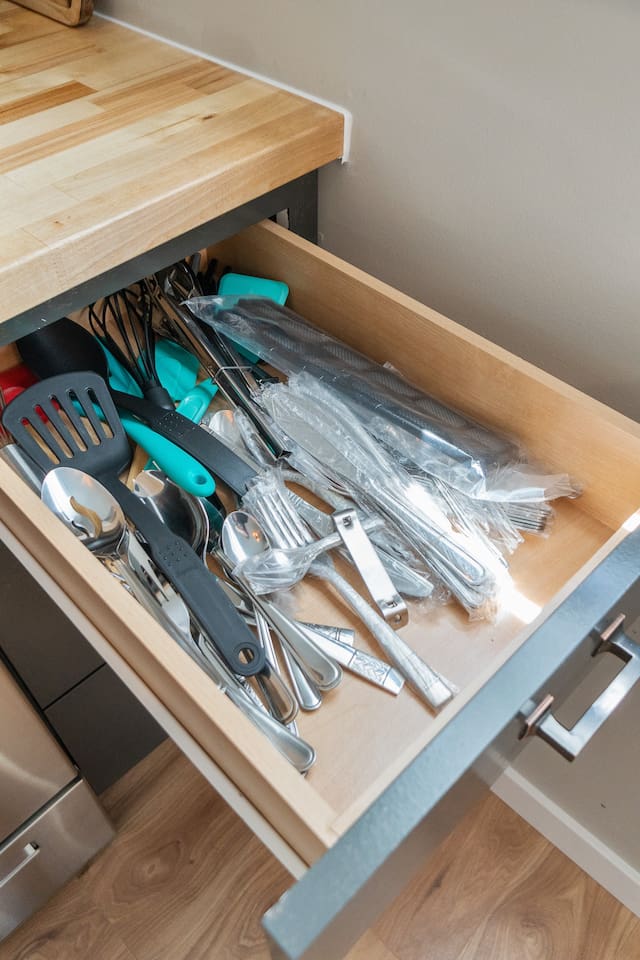 Kitchen supplies