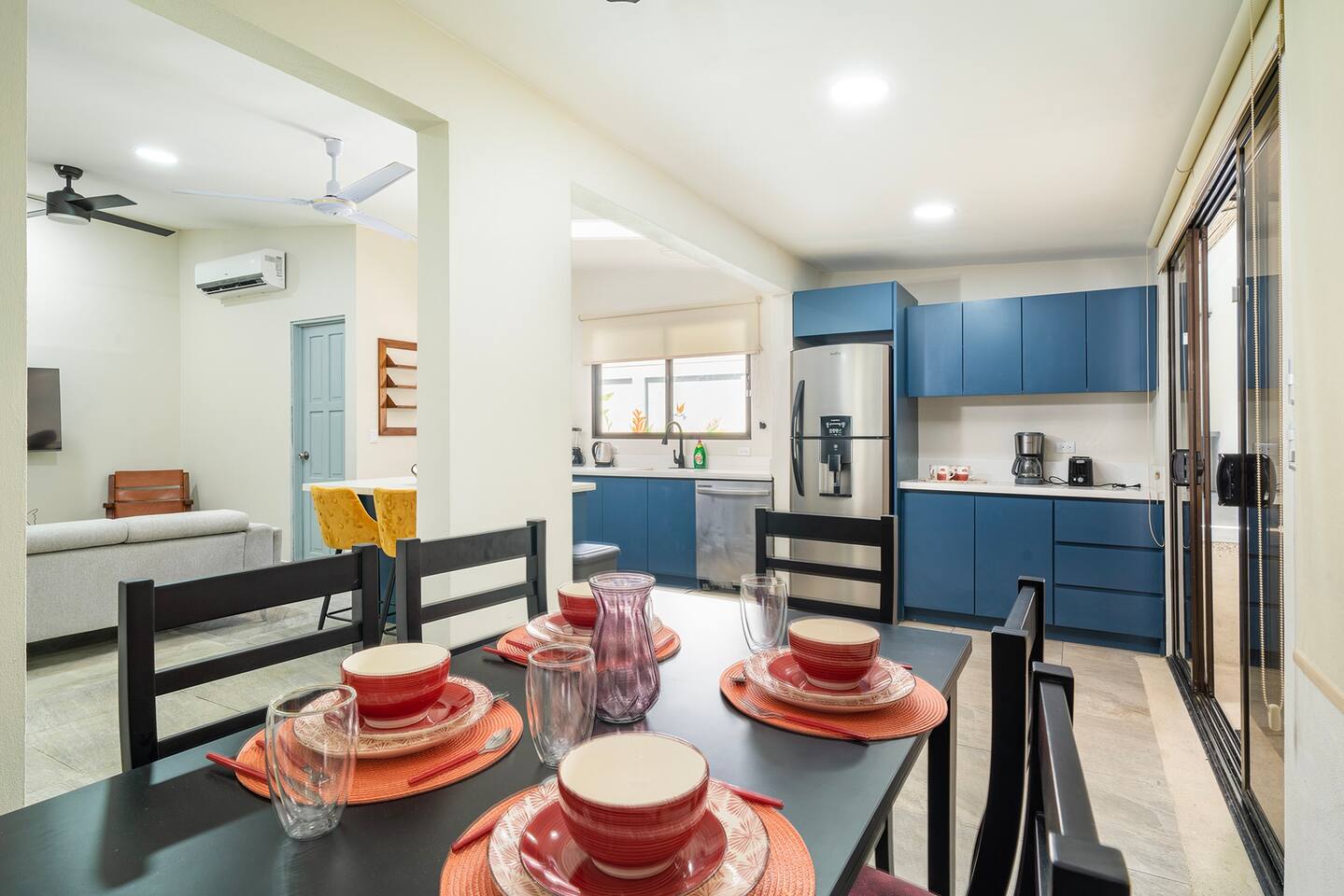 Entertain at home with everything you need to dine, celebrate and spend time with friends and family.