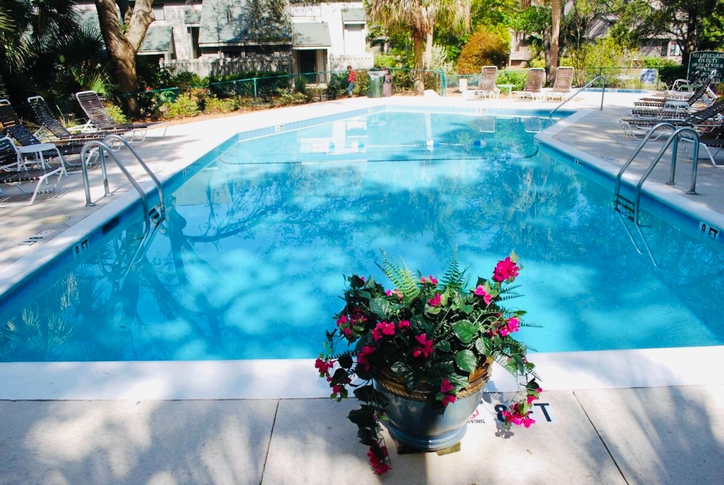 Community pool