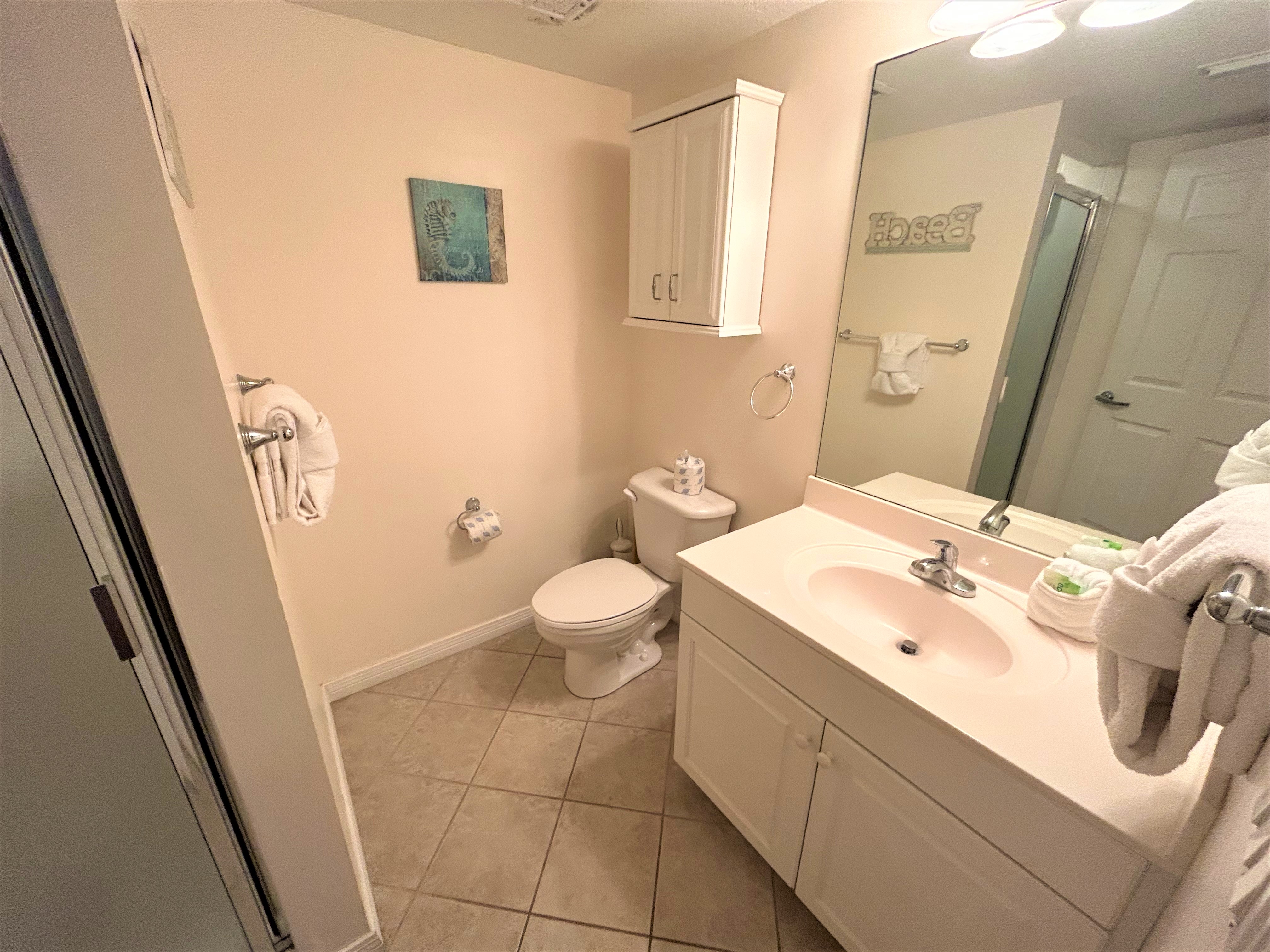 2nd Bathroom