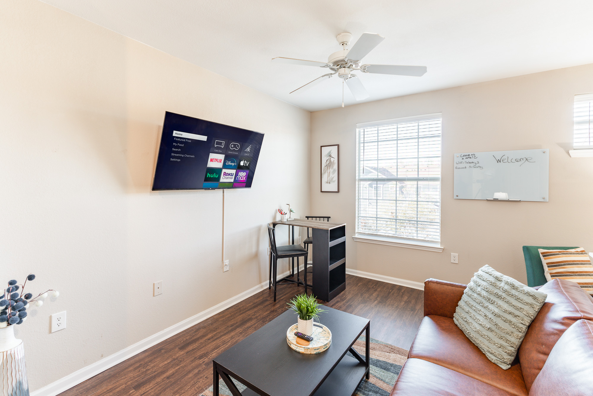 living room with 4k smart tv