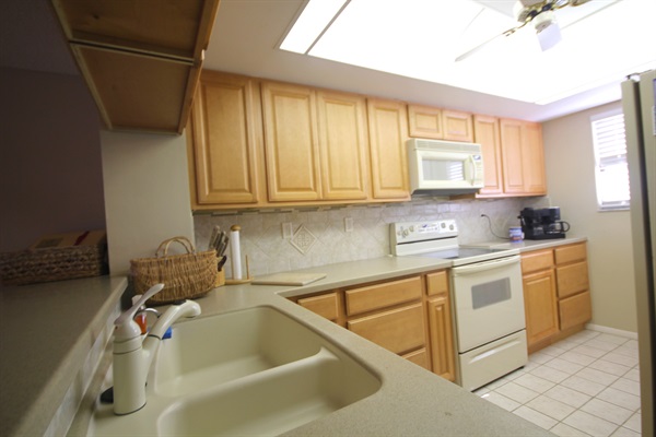 Full Kitchen