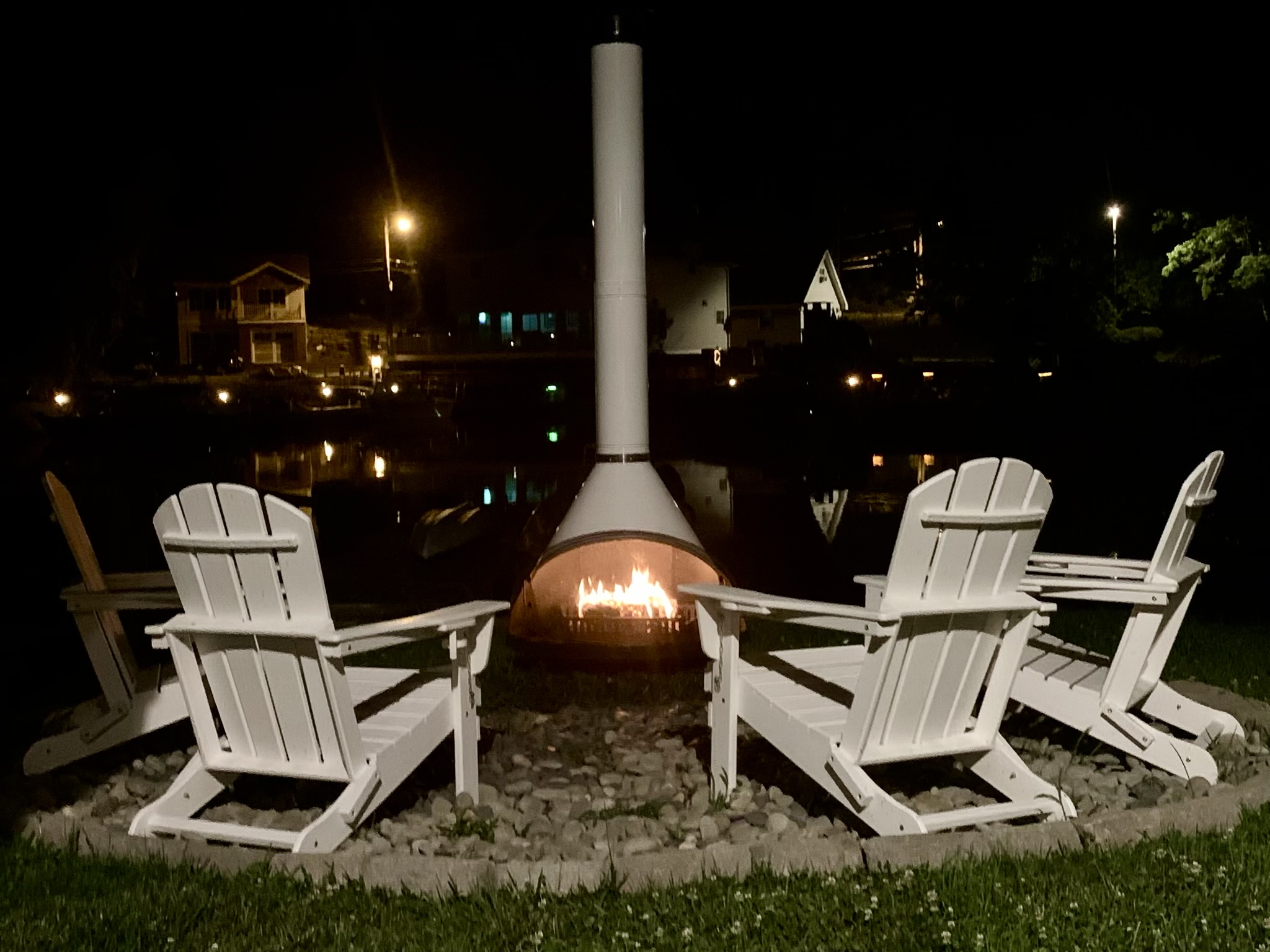 Evenings by the water are pure Hudson Valley magic