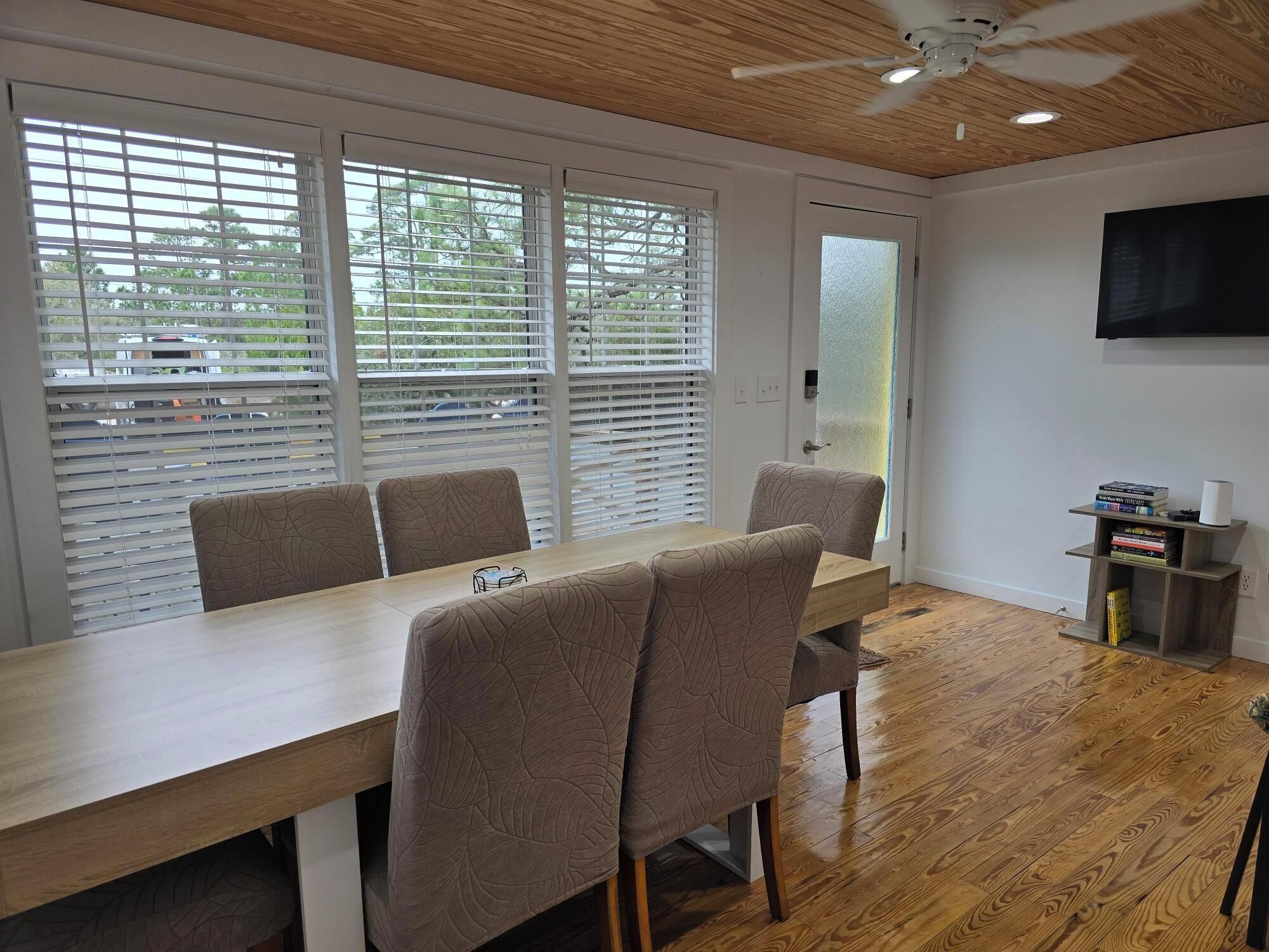 Dining and front entrance