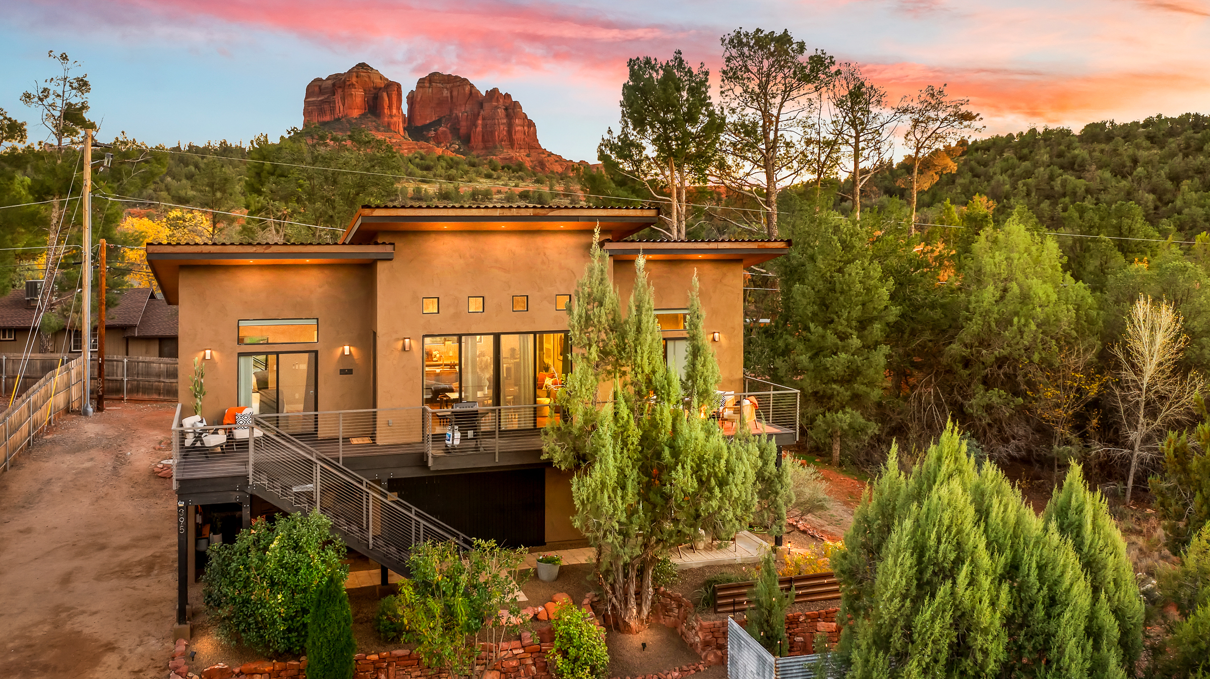 The Retreat at Chavez Ranch sits tucked into Sedona’s red rocks, offering privacy, elevated views, and a peaceful setting designed for rest, wellness, and connection with nature.