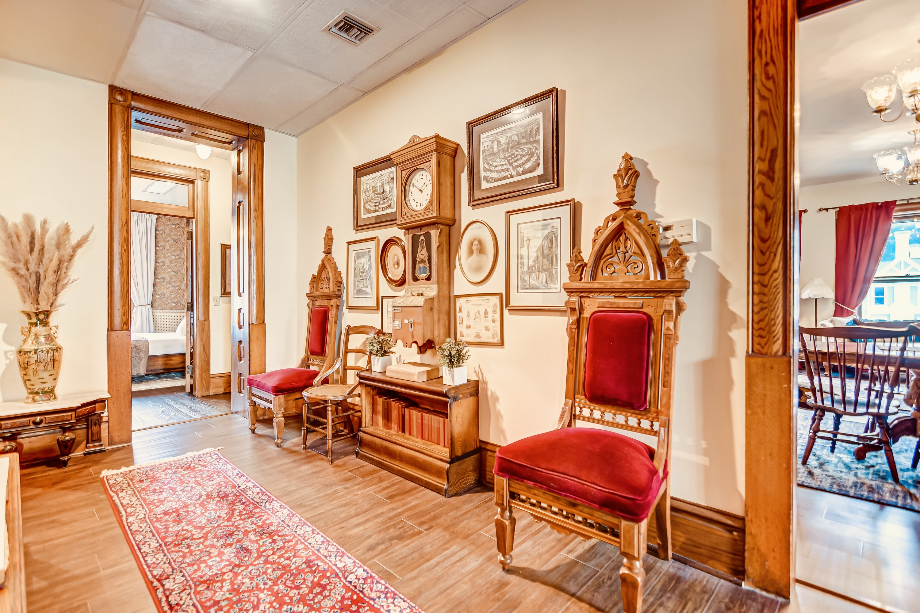 2nd Floor - Hallway