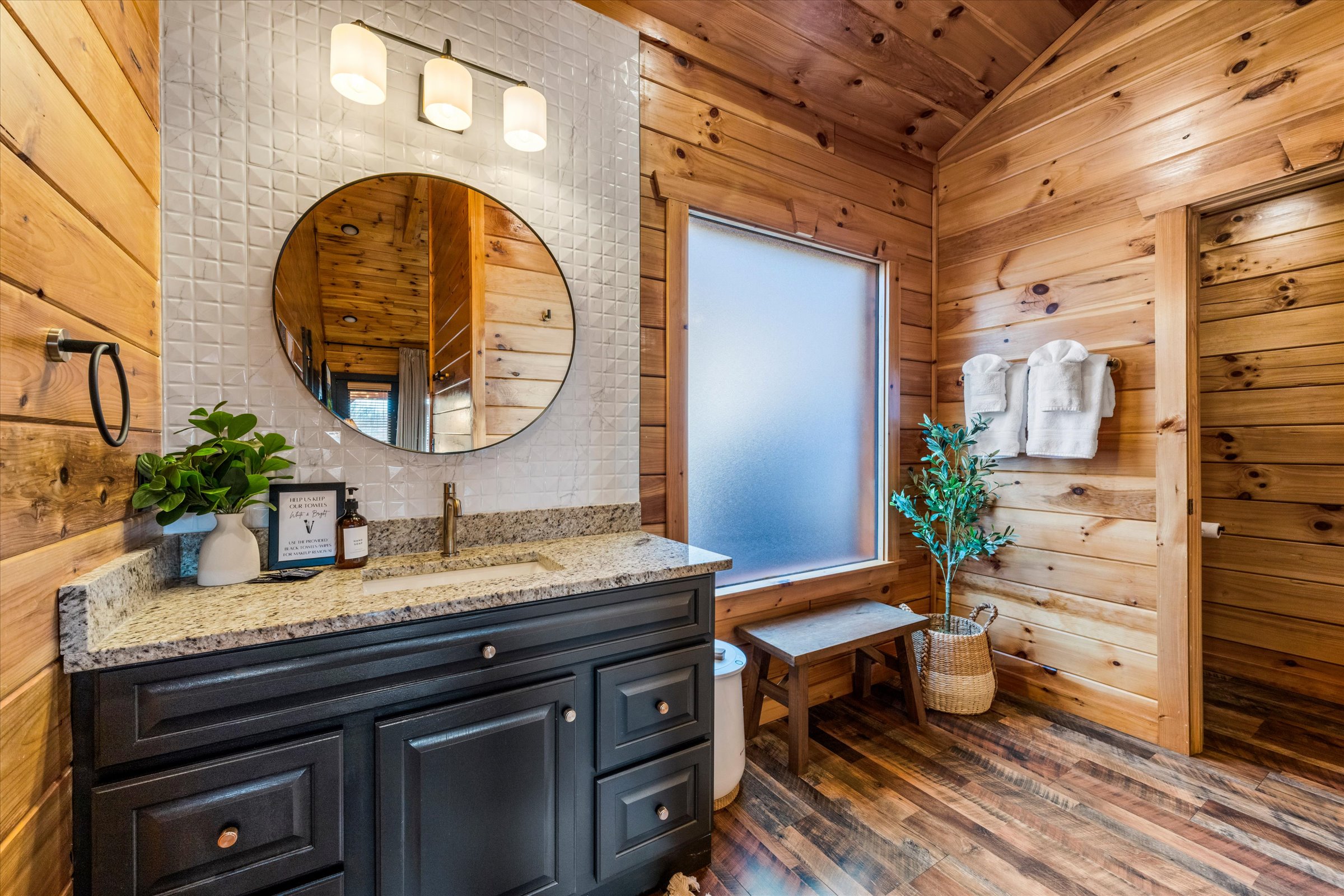 Your private ensuite - relax, refresh, repeat 🛁✨