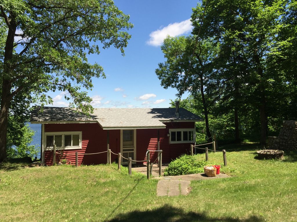 WEST INN Stuart Lake Cabin Source
