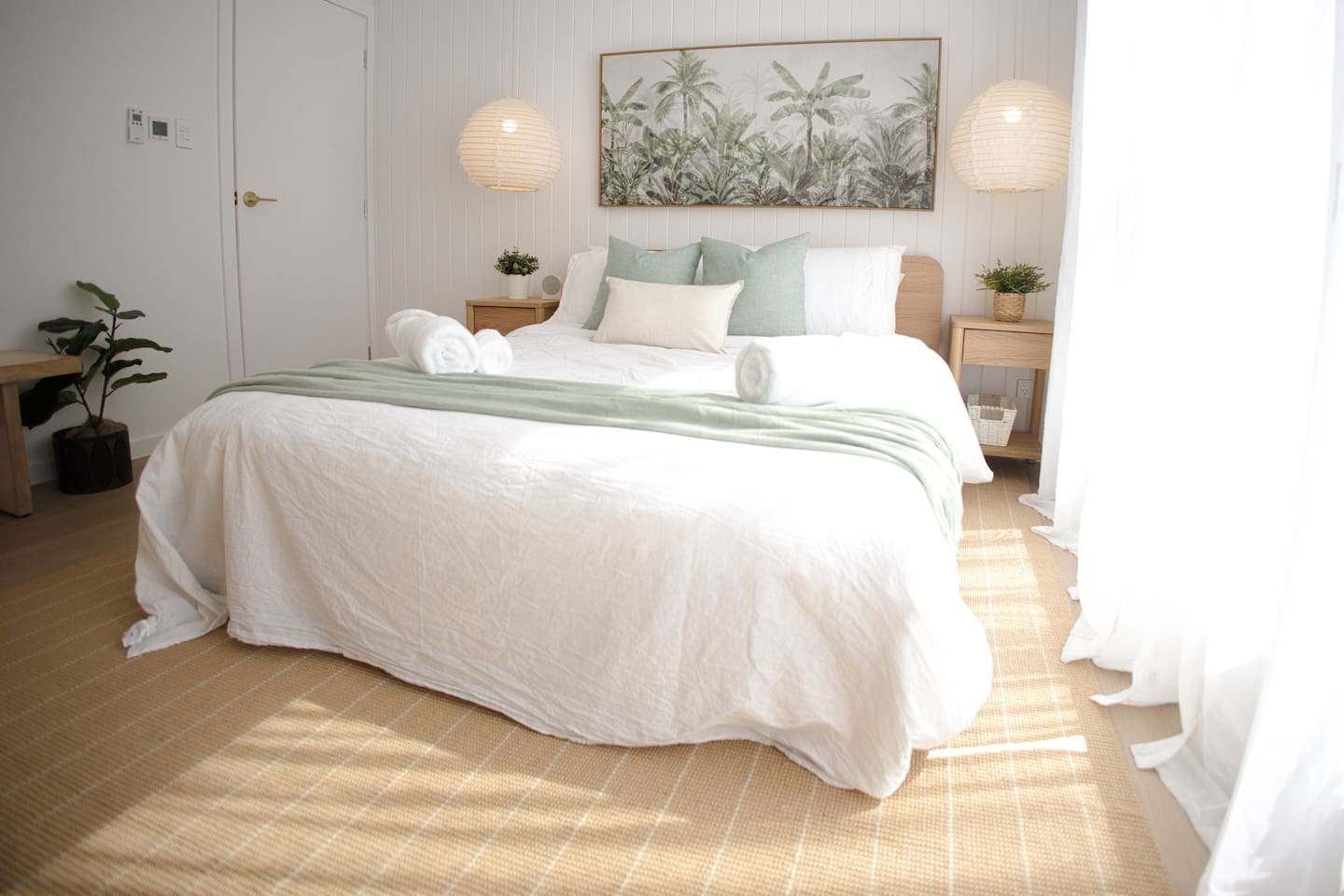 Master Bedroom. Queen bed with a very comfy Ecosa brand memory foam mattress with quality cotton bedding.