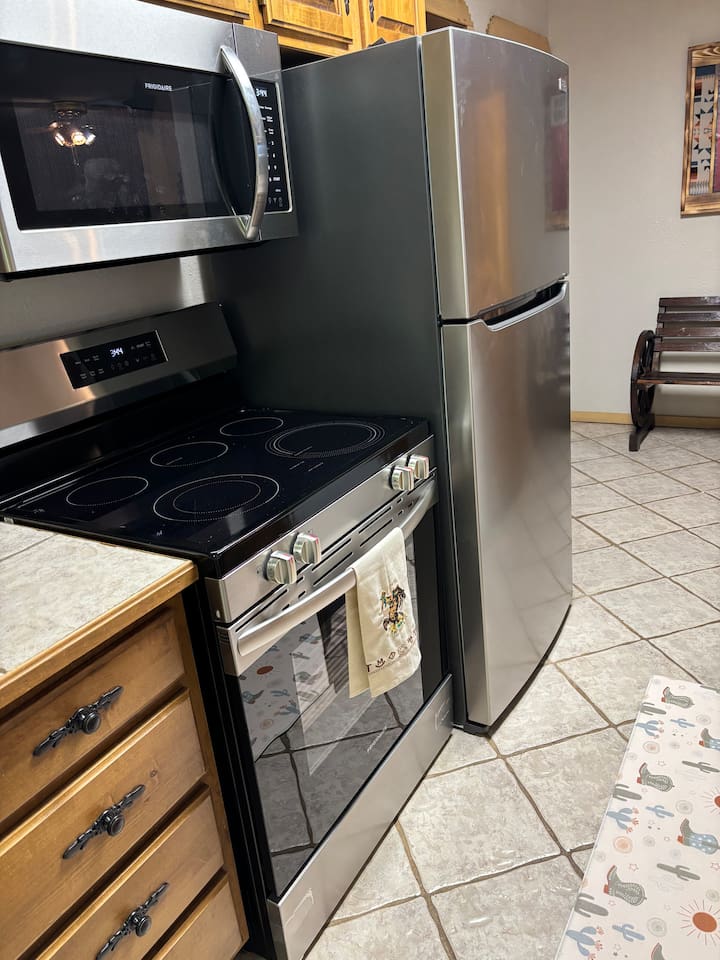 New electric Oven/Stove