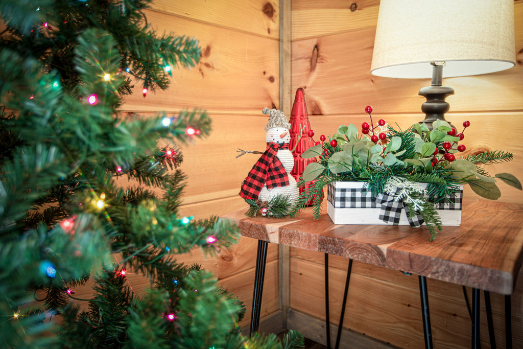 Charming holiday decor can be found throughout the cabin.
