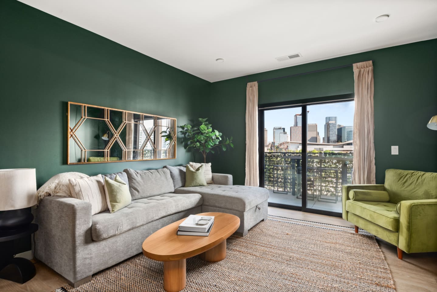 635_7th_Ave_S_306_reshoot_07