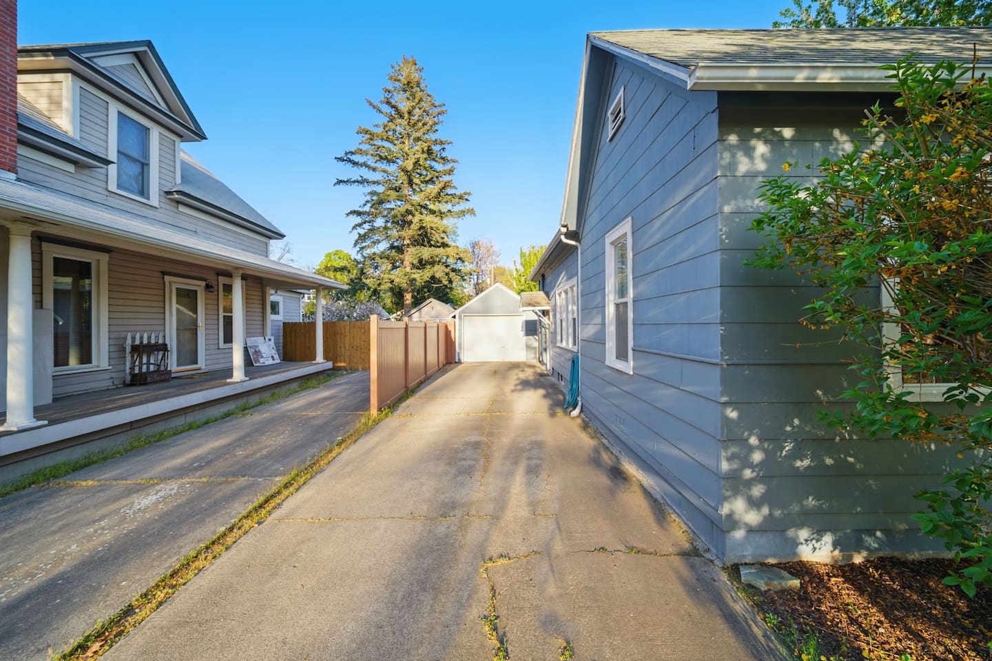Private driveway can accommodate up to 4 cars. 