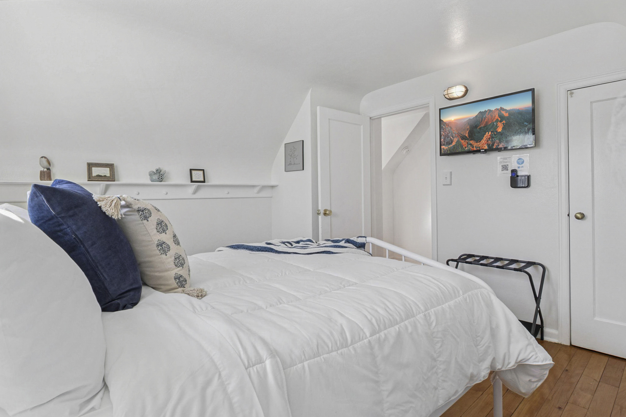 Rest easy in every room—our South Bend guest retreat features smart TVs with easy-to-find remotes, cozy blankets, and comfy beds. A family-friendly stay near Notre Dame, built for restful nights.