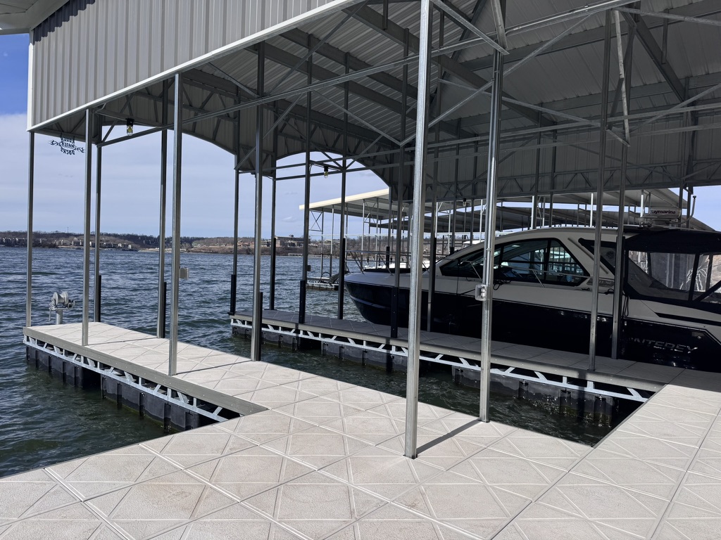 Covered boat slip for Guest