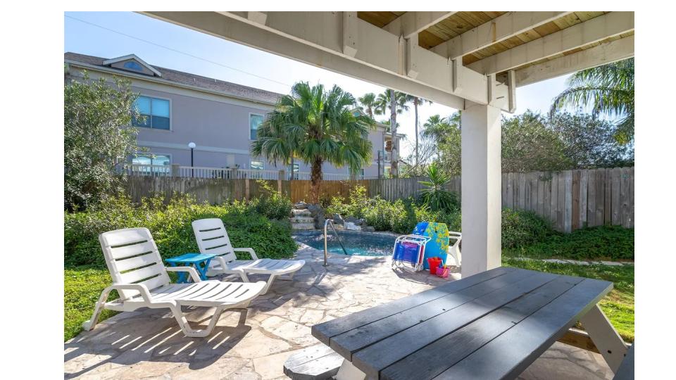 Dine al fresco on the private patio, overlooking your own pool and serene tropical oasis.