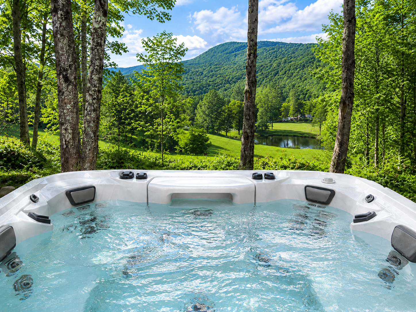Private hot tub at Hirsch Haus