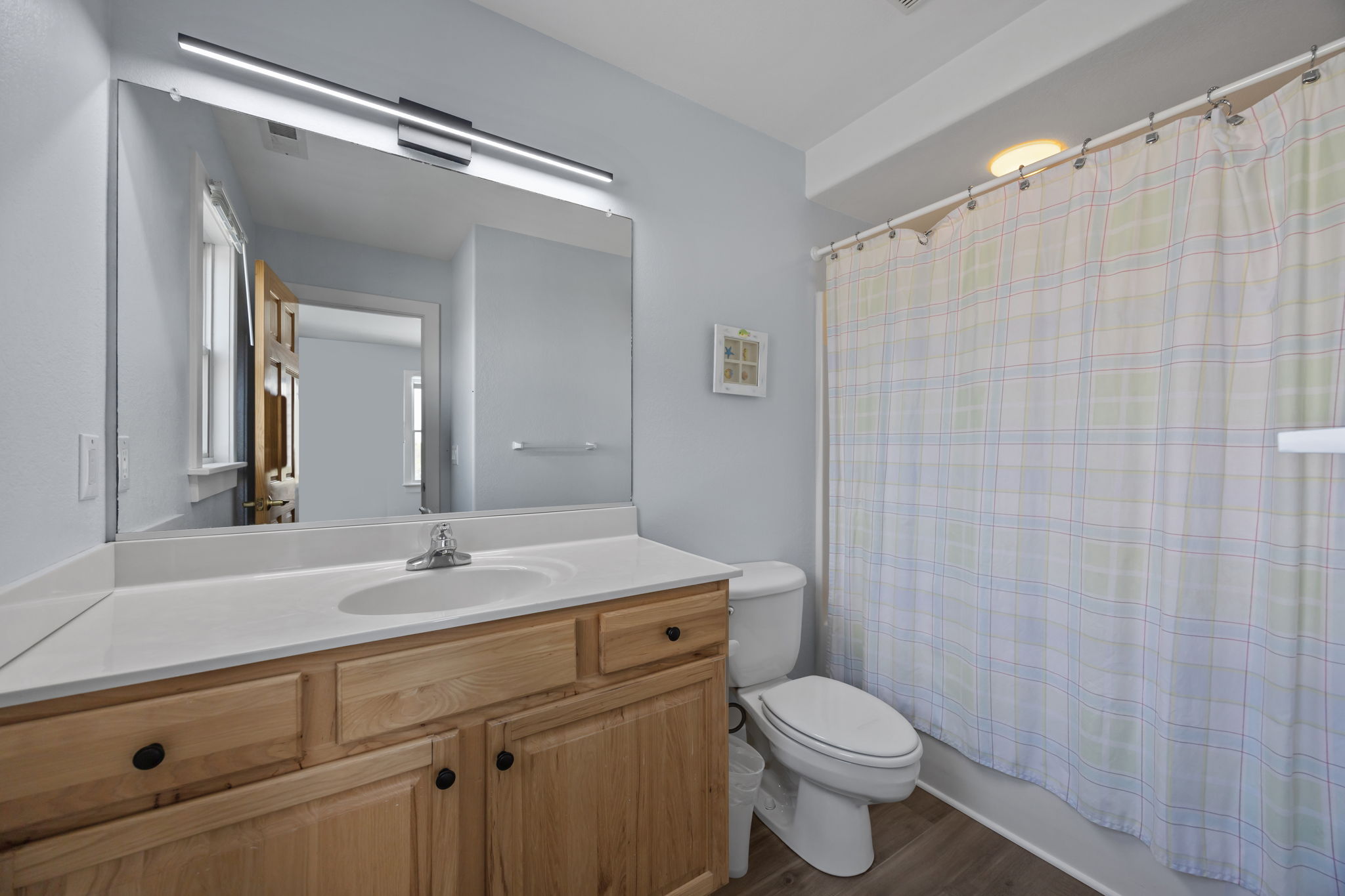 Fish Bathroom