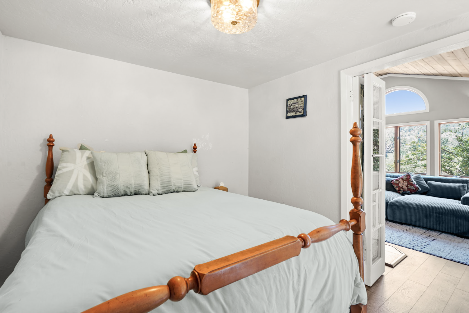 Cozy bedroom with a queen bed for a restful night's sleep