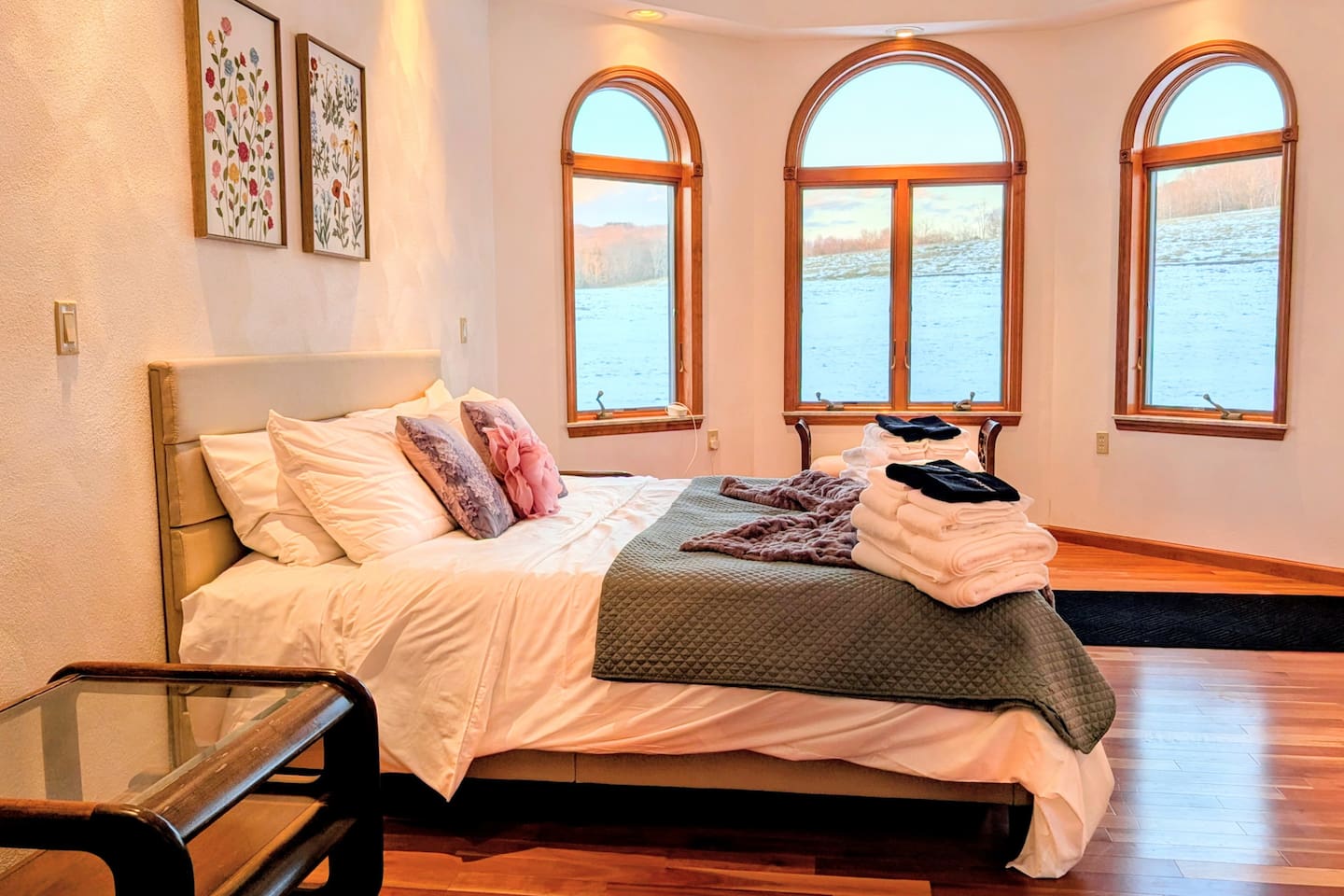 Master Bedroom - Bedroom 1