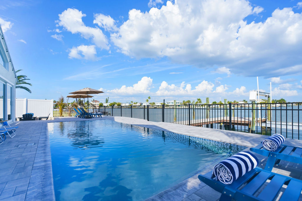 Lounge poolside, cool off under the Florida sun, and enjoy front-row views of the Intracoastal as boats cruise by.