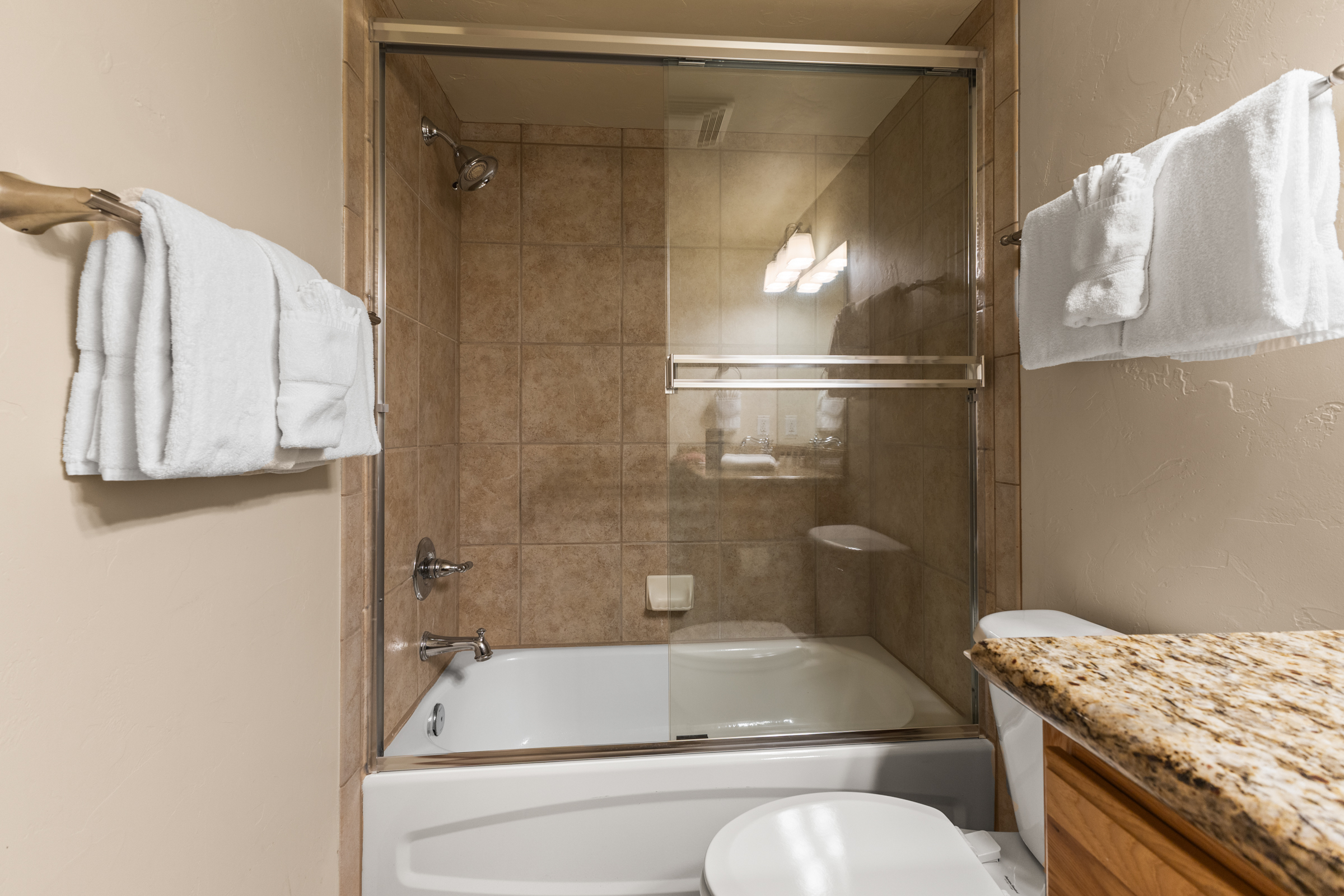Bathroom 3 | Shower and Tub Combo