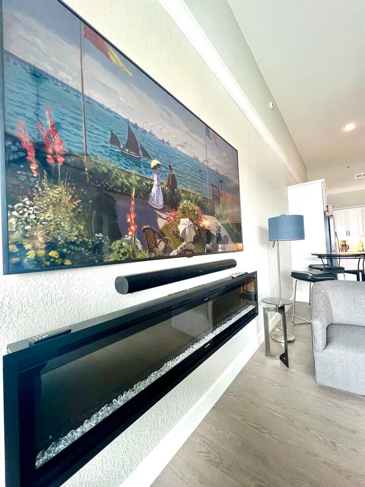 State of the art sound system with flat screen TVs in living room and all three bedrooms. Electric fireplace in the living room to enjoy this condo year around. 