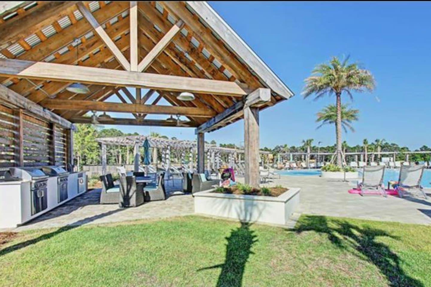 Prominence North Pool BBQ area